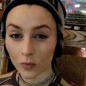 Meet your Posher, Marisa